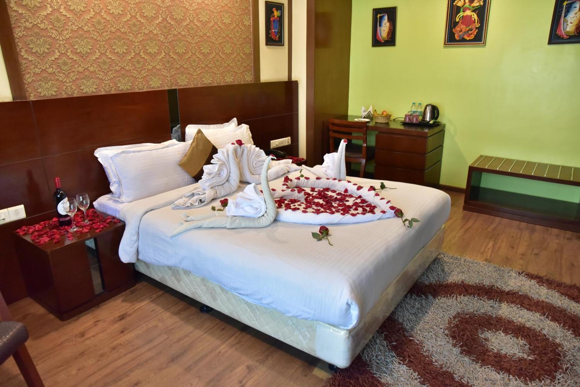 Hotel Ambassador Chocolate Inn Kalyani Εξωτερικό φωτογραφία