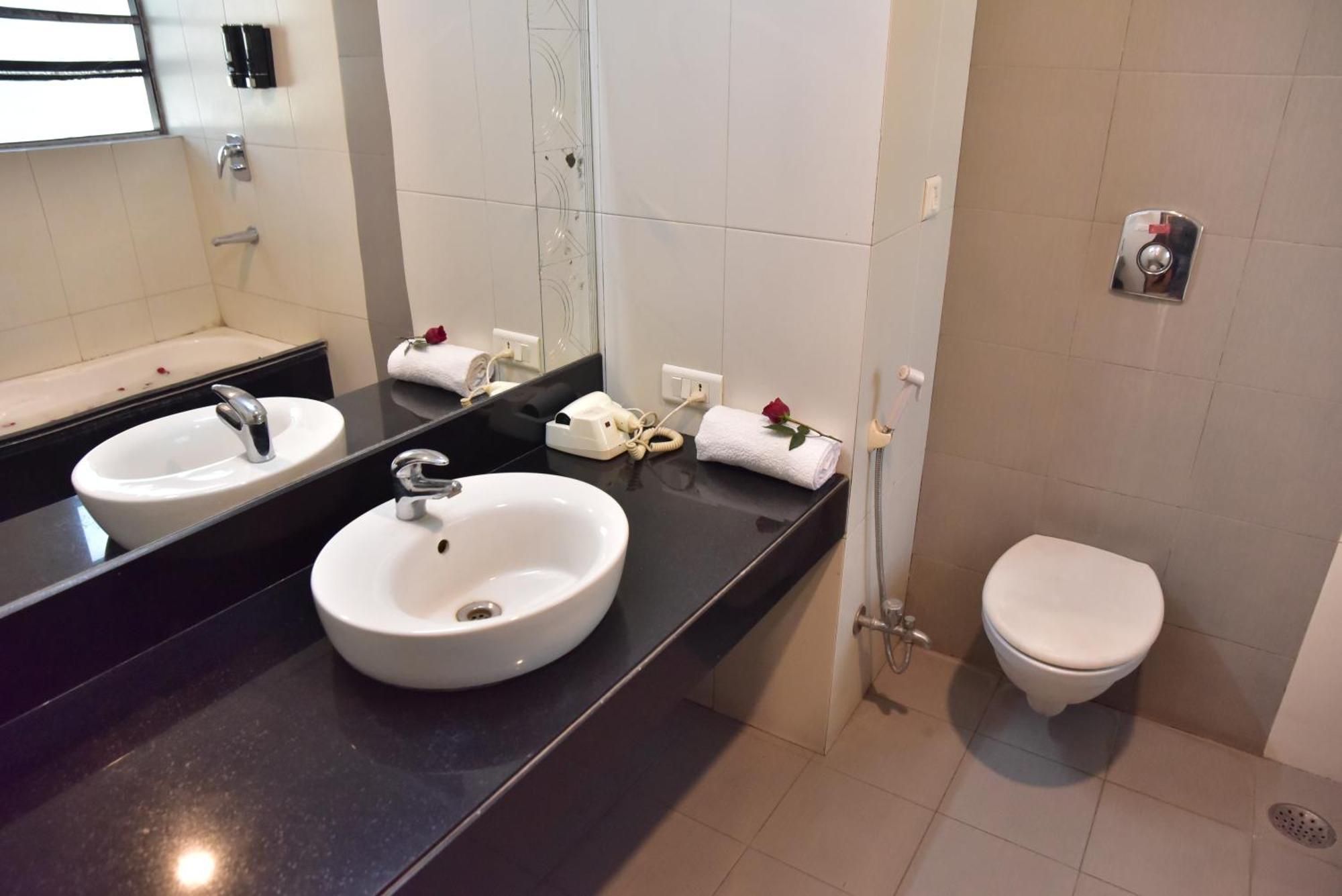 Hotel Ambassador Chocolate Inn Kalyani Εξωτερικό φωτογραφία